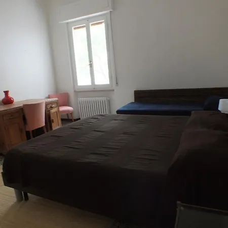 Praechtige In Erster Reihe Marina di Campo